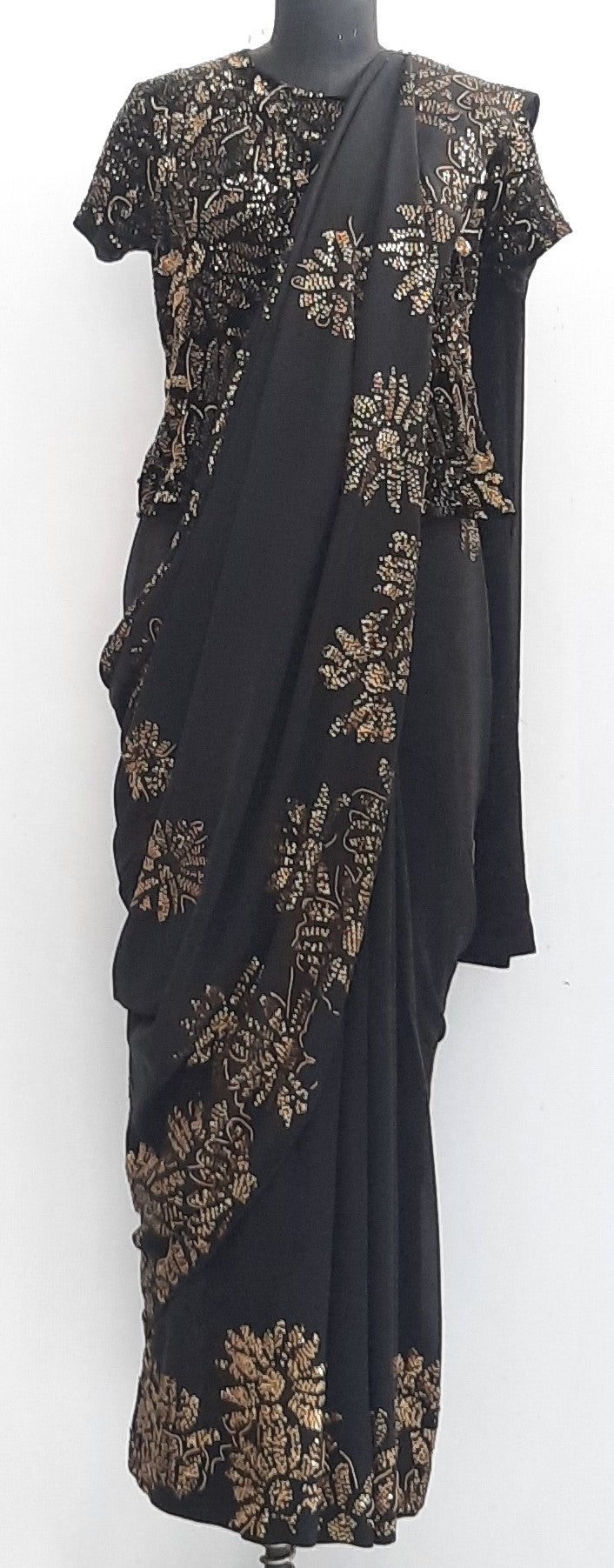 BLACK SAREE - PCH 169.7