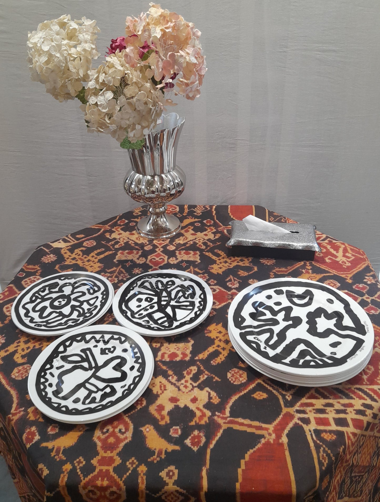 JOGEN CHOWDHURY SALAD & DINNER PLATES SET OF 6 - TC JOG.DP1