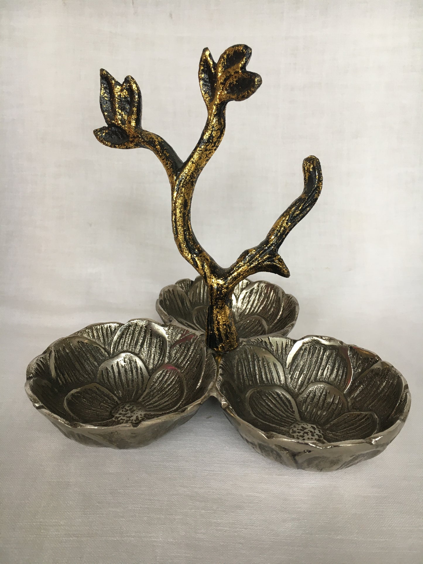 THREE FLOWER NUT BOWL - ADVD N09.12