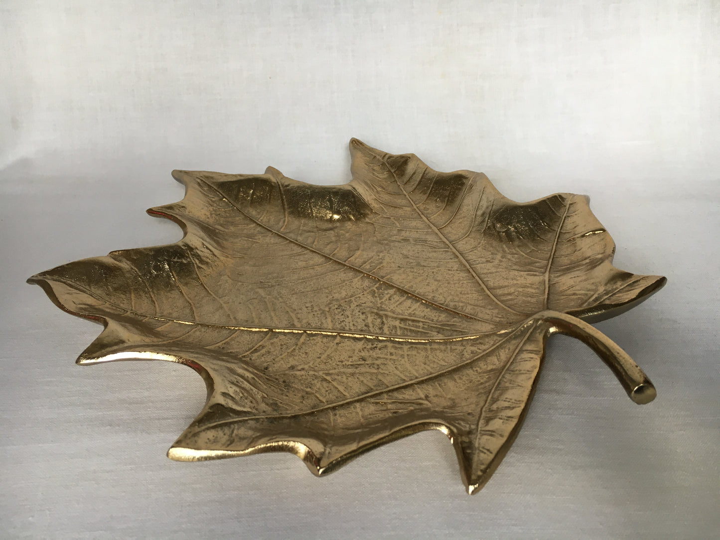 MAPLE LEAF PLATTER - NHO 12.22