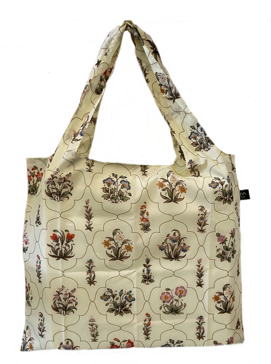 Bag - Shopping Bag with a Pouch